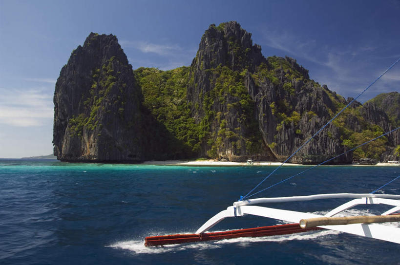 无人,横图,室外,白天,正面,旅游,度假,海浪,海洋,美景,山,山脉,树林,植物,船,菲律宾,亚洲,一艘,波纹,生气,景观,浪花,山峰,游艇,涟漪,山峦,娱乐,树,树木,绿色,倒影,水纹,自然,海水,交通工具,波浪,群山,享受,休闲,景色,放松,活力,东南亚,茂盛,生长,成长,生机,繁茂,倒映,自然风光,载具,海景,水晕,兴旺,昌盛,菲律宾共和国,反照,昌隆,畅旺,发达,蕃芜,繁盛,富强,隆盛,蓬勃,旺盛,兴隆,兴盛,郁勃,活气,埃尔尼多,爱妮岛,爱尼岛,大海,风浪,海,海水的波动,近岸浪,涌浪,彩图