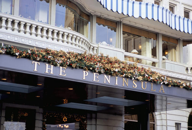 无人,家,栏杆,横图,室外,白天,正面,度假,美景,植物,城市风光,城市,酒店,香港,中国,亚洲,阴影,光线,英文,标志,文字,影子,字符,字母,房屋,屋子,景观,公寓,围栏,娱乐,标识,洋房,护栏,楼房,住宅,绿色,阳光,享受,休闲,景色,放松,生长,成长,英文字母,港,东亚,九龙,尖沙咀,香港特别行政区,港澳台,中华人民共和国,九龙半岛,油尖旺区,彩图,房子,旅店