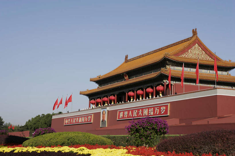 无人,故宫,天安门,宫殿,横图,室外,白天,仰视,旅游,度假,名胜古迹,植物,标志建筑,地标,建筑,北京,天安门广场,中国,亚洲,阴影,遗迹,光线,影子,首都,古迹,文物,娱乐,建设,古建筑,蓝色,绿色,蓝天,天空,阳光,紫禁城,天,享受,休闲,旅游胜地,放松,生长,晴朗,成长,权利,古文明,东亚,万里无云,中华人民共和国,北京市,京,北平,华北地区,北京故宫博物院,晴空,晴空万里,彩图,低角度拍摄