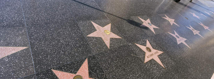 无人,竖图,俯视,室外,特写,白天,旅游,度假,标志建筑,城市,地标,建筑,美国,阴影,光线,瓷砖,地砖,影子,星星,地面,娱乐,建设,阳光,享受,休闲,星形,旅游胜地,放松,北美,北美洲,加利福尼亚,美洲,五角形,加州,好莱坞,洛杉矶,加利福尼亚州,金州,黄金州,北亚美利加洲,亚美利加洲,荷里活,五角星,彩图,高角度拍摄