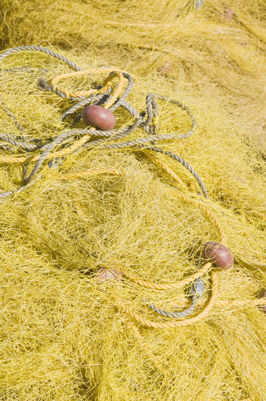 无人,竖图,俯视,室外,特写,白天,旅游,度假,美景,希腊,欧洲,阴影,光线,影子,景观,娱乐,一个,黄色,阳光,自然,绳子,享受,休闲,景色,放松,渔网,单个,绳索,渔具,抓捕,自然风光,捕捞,鱼网,希腊共和国,拉网,捕捞工具,爱奥尼亚群岛,伊奥尼亚群岛,彩图,高角度拍摄