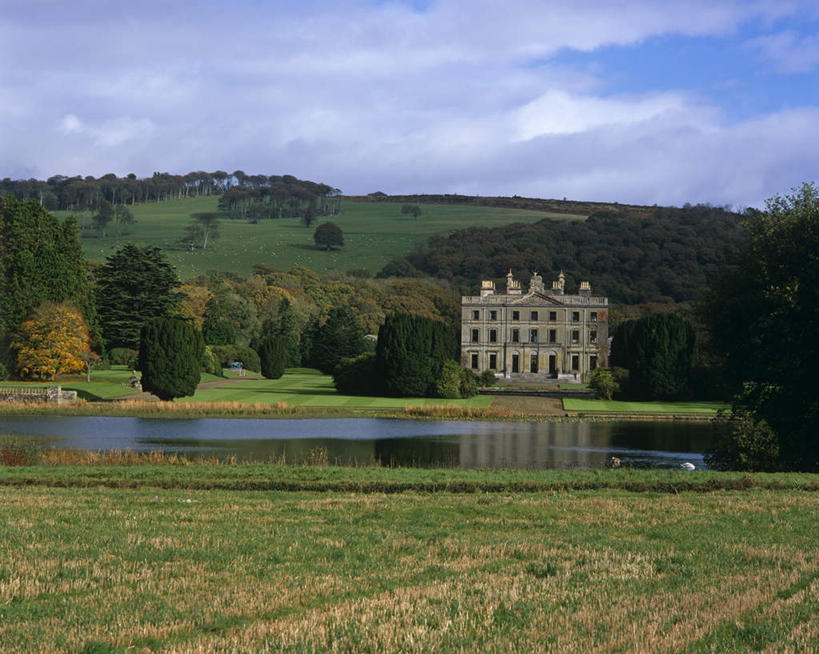 无人,家,横图,室外,白天,正面,旅游,度假,草地,草坪,湖,湖泊,美景,水,植物,爱尔兰,欧洲,阴影,波纹,光线,影子,房屋,屋子,湖面,景观,水流,水面,云,云朵,涟漪,云彩,娱乐,楼房,住宅,草,树,树木,蓝色,绿色,白云,倒影,蓝天,水纹,天空,阳光,自然,波浪,湖水,天,享受,休闲,景色,放松,生长,晴朗,成长,倒映,西欧,自然风光,爱尔兰共和国,水晕,沃特福德郡,反照,晴空,彩图,房子