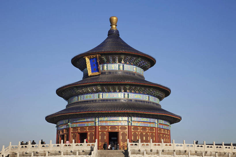 无人,天坛,栏杆,横图,室外,白天,正面,旅游,度假,名胜古迹,标志建筑,地标,建筑,北京,中国,亚洲,阴影,节日,遗迹,光线,牌匾,影子,围栏,首都,古迹,文化,文物,娱乐,建设,古建筑,护栏,蓝色,蓝天,天空,阳光,天,祈祷,祈福,享受,休闲,健康,旅游胜地,放松,许愿,宗教,信仰,晴朗,纪念,祈求,祭天,古文明,东亚,万里无云,中华人民共和国,北京市,京,北平,华北地区,祈年殿,北京天坛,祈谷坛,平安,晴空,晴空万里,彩图