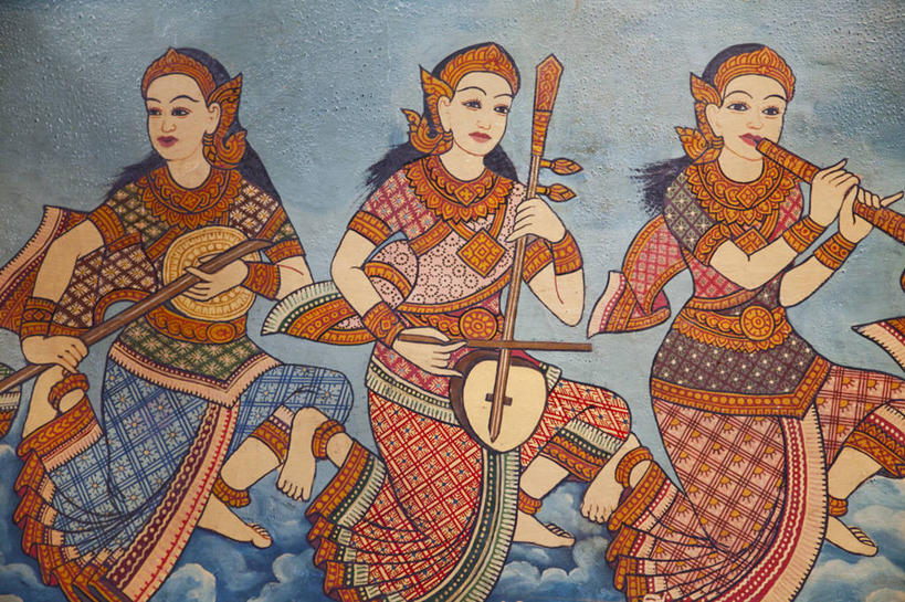 东方人,无人,三个人,寺庙,站,横图,室内,白天,正面,绘画,柬埔寨,亚洲,握,服装,节日,艺术,装饰,头饰,墙,云,云朵,吹奏乐器,乐器,弦乐器,首都,燃烧,吹奏,拿,演奏,云彩,拿着,注视,黄种人,光脚,文化,壁画,墙壁,墙面,二胡,衣服,白云,香火,庙宇,观察,看,祈祷,站着,健康,赤脚,握着,许愿,宗教,服饰,东南亚,信仰,观看,纪念,华丽,修饰,祈求,点缀,察看,衣着,穿着,关注,弓拉弦乐器,弓拉弦鸣乐器,箫,高棉,柬埔寨王国,衬托,美观,雅致,雅观,吉蔑,衣饰,金边市,胡琴,洞箫,平安,年轻女性,女人,女性,亚洲人,画画,站立,彩图,全身,传统服装,庙,寺,金边