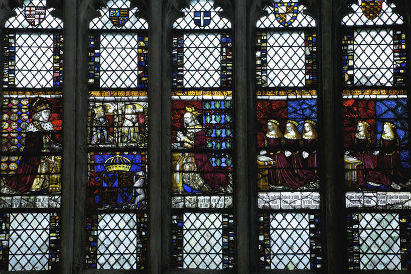 西方人,无人,栏杆,站,走,横图,室内,白天,正面,民族服装,旅游,度假,名胜古迹,标志建筑,地标,建筑,英国,欧洲,欧洲人,阴影,花纹,节日,遗迹,装饰,光线,影子,栅栏,篱笆,围栏,许多人,注视,古迹,文化,文物,娱乐,建设,古建筑,护栏,观察,看,祈祷,站着,一群人,享受,休闲,健康,旅游胜地,放松,许愿,宗教,信仰,观看,纪念,华丽,修饰,祈求,点缀,察看,西欧,关注,大不列颠,古文明,哥特式建筑,大不列颠及北爱尔兰联合王国,肯特郡,衬托,美观,雅致,雅观,大不列颠联合王国,日不落英帝国,坎特伯雷,坎特伯雷大教堂,坎特伯雷市,坎特伯雷座堂,彩绘玻璃,彩色玻璃,教堂玻璃,艺术玻璃,平安,男人,男性,年轻男性,年轻女性,女人,女性,白种人,步行,散步,站立,走路,彩图,全身,传统服装,民俗服