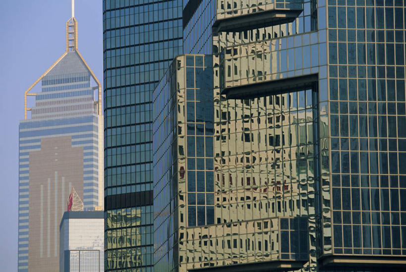 无人,高楼大厦,横图,室外,白天,仰视,度假,美景,窗户,城市风光,城市,大厦,建筑,摩天大楼,香港,中国,亚洲,一排,阴影,朦胧,模糊,整齐,光线,影子,景观,娱乐,玻璃窗,排列,蓝色,蓝天,天空,阳光,天,享受,休闲,景色,放松,晴朗,港,队列,东亚,万里无云,香港特别行政区,港澳台,中华人民共和国,晴空,晴空万里,彩图,低角度拍摄,大楼,高层建筑,高楼,摩天楼,力宝中心