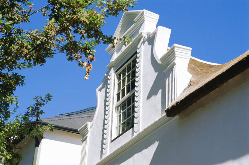 无人,家,横图,室外,白天,仰视,度假,美景,植物,别墅,窗户,城市风光,城市,非洲,南非,房屋,墙,屋子,景观,公寓,首都,娱乐,洋房,楼房,玻璃窗,墙壁,墙面,住宅,树,树木,绿色,自然,享受,休闲,景色,放松,生长,成长,开普敦,省会,阿非利加洲,立法首都,南非共和国,西开普省,斯泰伦博斯,彩图,低角度拍摄,房子