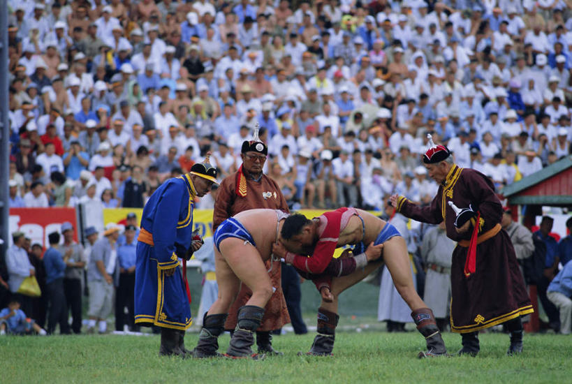 东方人,体育馆,运动场,站,坐,横图,室外,白天,正面,民族服装,度假,摔跤,美景,城市风光,城市,亚洲,服装,景观,首都,许多人,注视,休闲装,黄种人,娱乐,体育场,衣服,观察,看,站着,一群人,享受,休闲,休闲服,景色,放松,服饰,观看,察看,关注,东亚,运动馆,蒙古国,乌兰巴托,摔交,库伦,乌兰巴托市,男人,男性,中年男性,亚洲人,站立,坐着,彩图,全身,传统服装,民俗服