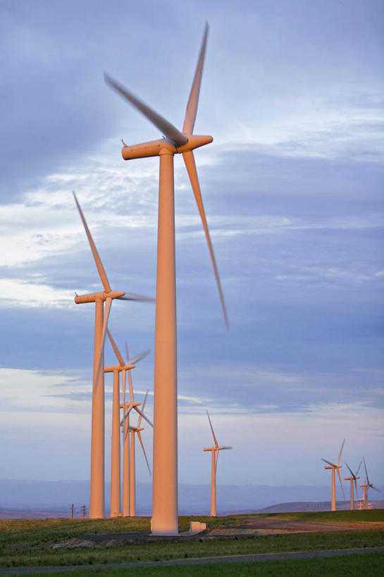 无人,竖图,室外,白天,技术,日落,风,全球变暖,美国,环保,风力,发电机,塔,粉色,摄影,能源,电,电源,环境,回收,资源,工程,利用,低碳,循环,替代能源,华盛顿州,帕卢斯,涡轮,持续,风轮机,彩图,机遇