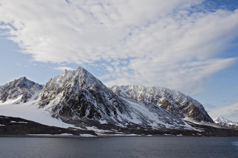 西方人,成年人,中年人,一个人,竖图,黑白,室外,欧洲,美国,欧洲人,仅一个男性,仅一个人,仅一个中年男性,历史,摄影,犯罪,肖像,国务卿,男人,男性,中年男性,白种人