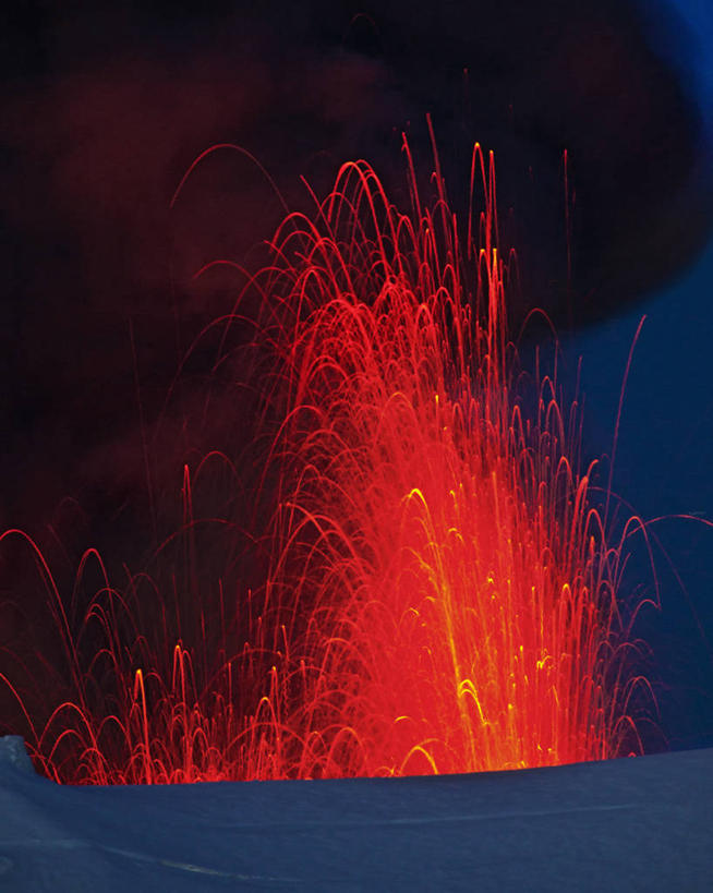 西方人,婴儿,儿童,一个人,竖图,室内,欧洲,欧洲人,裸露,童年,摄影,裸,悲哀,男孩,白种人,半身,彩图,弱点