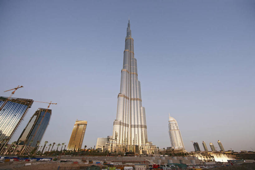 无人,横图,室外,白天,鱼眼镜头,建筑业,技术,城市,建筑,摩天大楼,对称,尖顶,摄影,工程,中东,华贵,阿拉伯联合酋长国,迪拜,谢赫扎耶德路,发展,进展,迪拜购物中心,彩图,巴别塔,广角拍摄