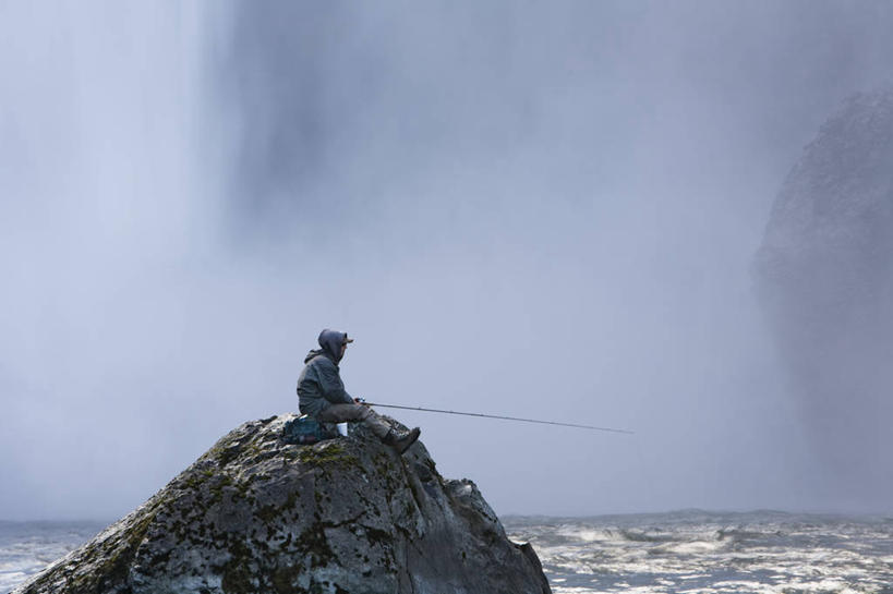 成年人,一个人,横图,室外,瀑布,美国,仅一个男性,仅一个人,地形,仅一个年轻男性,摄影,清新,纯净,华盛顿州,男人,男性,年轻男性,年轻人,休闲活动,彩图,钓鱼,旅行,独处