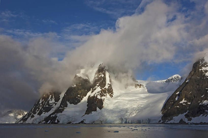 无人,横图,室外,海洋,山,雾,全球变暖,秘鲁,地形,云,天气,首都,南美,摄影,气象,南美洲,气候,拉丁美洲,南极洲,美洲,冰河,秘鲁共和国,利马,亚美利加洲,南亚美利加洲,玉米之仓,南极半岛,地质学,利马省,彩图