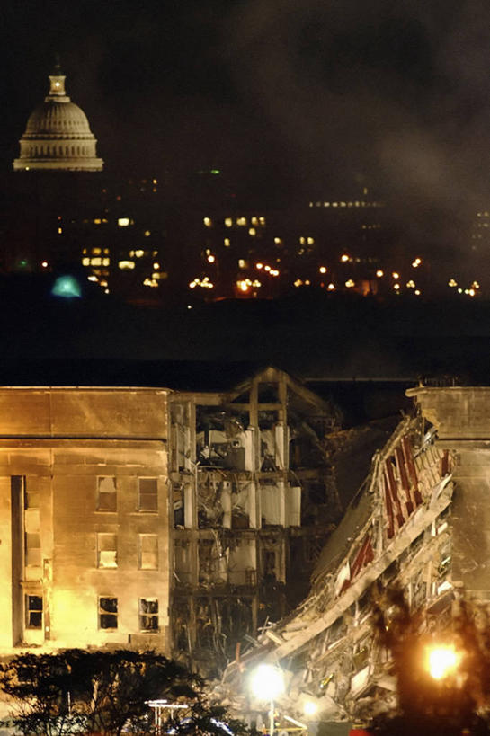 无人,竖图,室外,夜晚,美国,首都,烟,摄影,毁灭,华盛顿特区,国会大楼,五角大楼,恐怖主义,彩图,911事件