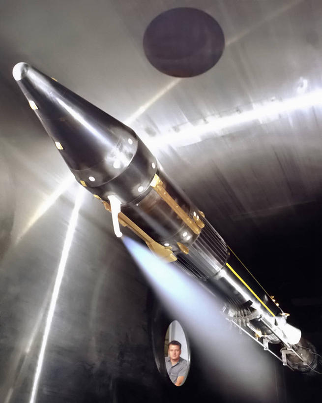 一个人,竖图,美国,科学,摄影,飞行器,导弹,科学实验,俄亥俄州,美国宇航局,彩图