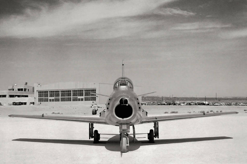 无人,横图,黑白,室外,正面,飞机,美国,军事,交通,航空,交通工具,运输,摄影,飞行器,战斗机,客机,加利福尼亚,载具,军用机,马刀,商务机