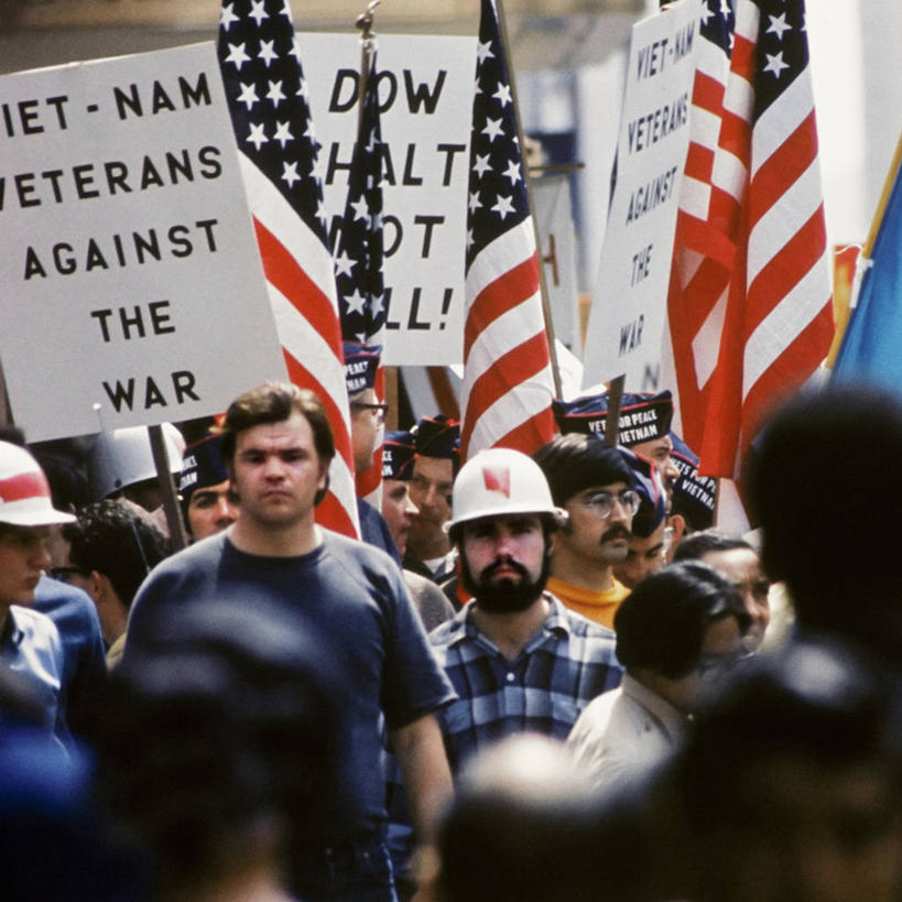 西方人,成年人,中年人,方图,旗帜,欧洲,越南,美国,欧洲人,战争,美国国旗,摄影,抗议,北美,北美洲,加利福尼亚,美洲,退伍军人,加州,洛杉矶,加利福尼亚州,金州,黄金州,北亚美利加洲,亚美利加洲,天使之城,男人,中年男性,白种人,彩图,县治,洛杉矶县,美利坚合众国,洛城,社会问题,越南战争