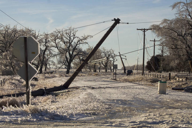 无人,横图,室外,白天,美国,电缆,电线杆,冬天,天气,破坏,破损,电话线,寒冷,摄影,损坏,毁灭,内布拉斯加,气象学,彩图