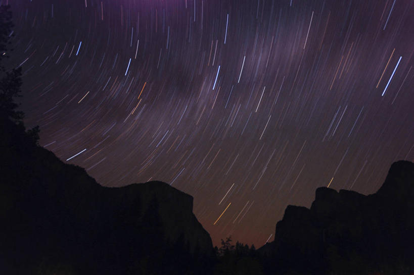 无人,公园,横图,室外,夜晚,长时间曝光,美国,时间,科学,星星,山谷,摄影,北美,北美洲,国家公园,加利福尼亚,约塞米蒂国家公园,美洲,天文学,加州,加利福尼亚州,优胜美地国家公园,金州,黄金州,北亚美利加洲,亚美利加洲,美国尤塞米提国家公园,优山美地,约瑟米提国家公园,地质学,彩图,美利坚合众国