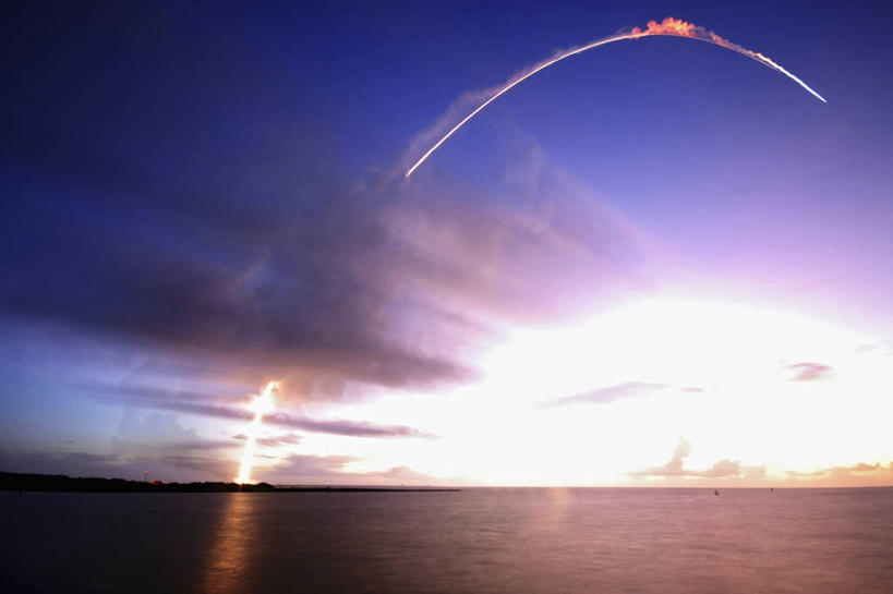 无人,横图,室外,白天,技术,日出,美国,起飞,太空,火焰,黎明,摄影,工程,北美,北美洲,美洲,佛罗里达,佛罗里达州,佛州,阳光州,北亚美利加洲,亚美利加洲,空气污染,预测,开端,彩图,美利坚合众国,空间探索