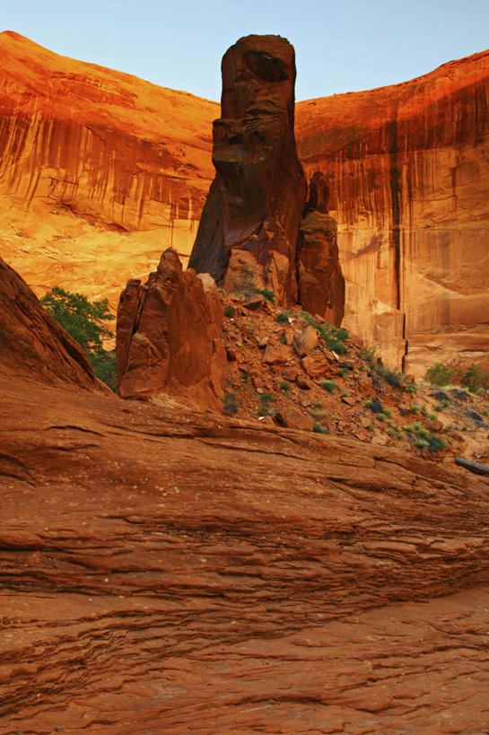 无人,竖图,室外,白天,峡谷,美国,柱子,地形,悬崖,地标建筑,摄影,犹他,地质学,沙岩,大楼梯国家纪念碑,彩图