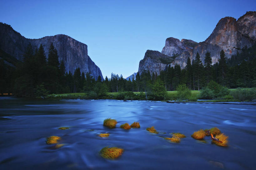 无人,公园,横图,室外,白天,长时间曝光,河流,森林,美国,地形,悬崖,山谷,宏伟,地标建筑,摄影,花岗岩,北美,北美洲,国家公园,加利福尼亚,约塞米蒂国家公园,美洲,加州,加利福尼亚州,优胜美地国家公园,金州,黄金州,北亚美利加洲,亚美利加洲,美国尤塞米提国家公园,优山美地,约瑟米提国家公园,彩图,旅行,美利坚合众国