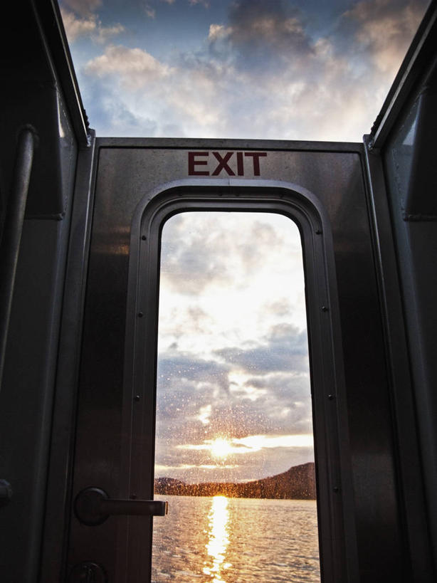 无人,竖图,室外,白天,海洋,日落,窗户,门,美国,运输,摄影,离开,结束,休闲活动,彩图,旅行