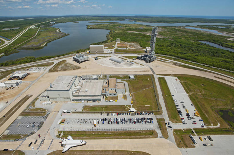 横图,室外,白天,美国,摄影,北美,北美洲,美洲,航天飞机,亚特兰蒂斯号,佛罗里达,佛罗里达州,佛州,阳光州,肯尼迪航天中心,北亚美利加洲,亚美利加洲,迈雷特岛国家野生动物保护区,梅里特岛,彩图,美利坚合众国,广角,空间探索