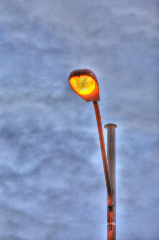 无人,竖图,室外,白天,路灯,发光,科学,光,小路,光亮,放射,杆,黄昏,摄影,明亮,照亮,照明设备,改变,灯丝,科罗拉多州,物理学,彩图