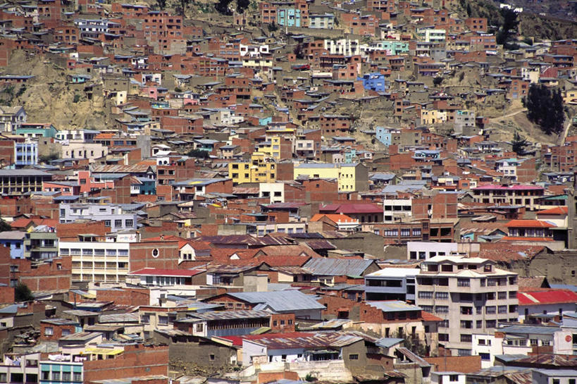 无人,横图,室外,白天,山,窗户,城市,建筑,玻利维亚,房屋,泥土,公寓,混凝土,褐色,自然灾害,首都,红色,社区,南美,摄影,污染,贫穷,地震,拉巴斯,安地斯山脉,危险,彩图,混沌