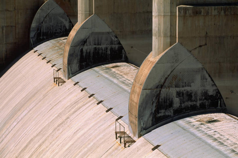 无人,横图,室外,消失点,建筑业,瀑布,美国,废弃,阴影,曲折,弯曲,生锈,钢铁,金属,拱门,混凝土,天气,联系,白色,角度,摄影,蜿蜒,上升,报废,电,腐蚀,侵蚀,废物,亚利桑那,北美,北美洲,美洲,丢弃,胡佛大坝,放弃,抛弃,亚利桑那州,内华达州,大峡谷之州,水电站,北亚美利加洲,亚美利加洲,水力发电,内华达,北美艾灌木丛州,产银之州,银山州,银之州,永远,科罗拉多河,腐化,米德湖,进展,摈弃,锈迹斑斑,几何形状,自然地理,彩图,屏弃,美利坚合众国,摈斥,摒除,水灾,忍耐力