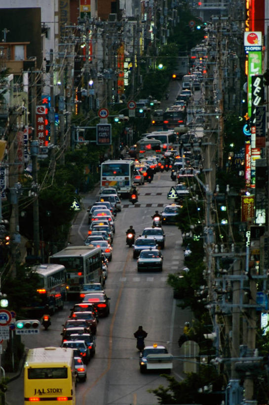 竖图,室外,夜晚,城市,汽车,日本,巴士,交通,那霸,摄影,冲绳县,彩图