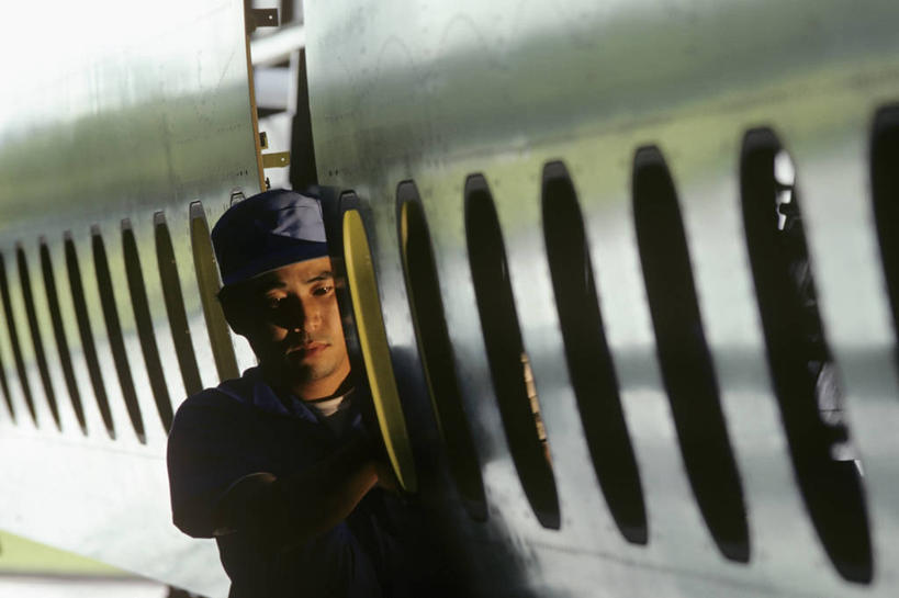 成年人,中年人,一个人,横图,室内,飞机,名古屋,日本,仅一个男性,仅一个人,仅一个中年男性,乘客,工作,工业,摄影,男人,男性,中年男性,彩图,波音公司