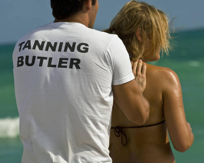 游泳,西方人,成年人,中年人,两个人,躺,横图,室外,白天,泳装,比基尼,旅游,度假,日光浴,性感,太阳,日光,欧洲,美国,欧洲人,行人,游客,游人,擦,沙子,天气,路人,旅客,背面,衣服,休息,大西洋,放松,摄影,英文字母,保护,北美,防晒霜,气候,热带气候,北美洲,美洲,癌症,佛罗里达,地貌,佛罗里达州,佛州,阳光州,南部海滩,北亚美利加洲,亚美利加洲,皮肤癌,过客,卧着,男人,中年男性,中年女性,白种人,海滩,休闲活动,躺着,卧,彩图,旅行,美利坚合众国,紫外线辐射