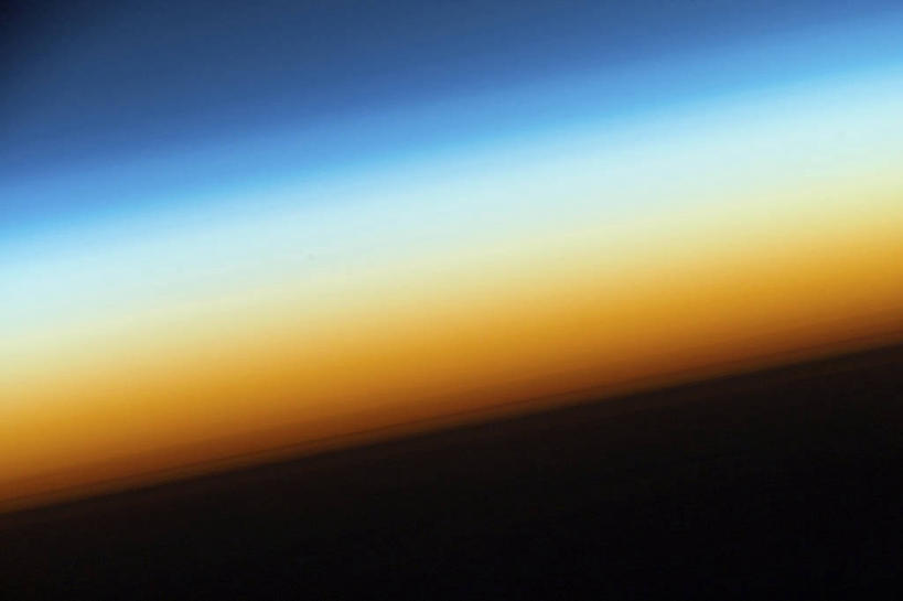 无人,横图,白天,日出,日落,科学,太空,线条,地平线,蓝色,天空,橙色,摄影,国际空间站,物理学,彩图,空间探索