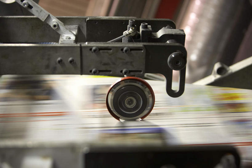 无人,工厂,横图,室内,特写,白天,正面,机器,报纸,朦胧,模糊,信息,机械,新闻,印刷机,彩图,工地,制造厂,报刊