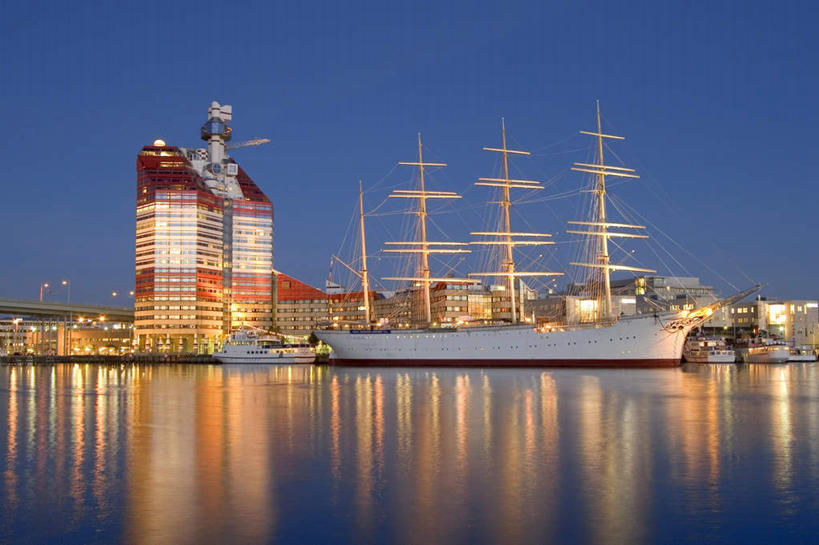 无人,横图,室外,白天,正面,旅游,度假,河流,美景,水,标志建筑,地标,建筑,轮船,船,瑞典,欧洲,许多,波纹,河水,景观,水流,建筑群,很多,娱乐,建设,蓝色,倒影,蓝天,水纹,天空,自然,交通工具,波浪,天,享受,休闲,景色,放松,倒映,斯堪的纳维亚,自然风光,载具,北欧,斯堪的纳维亚半岛,首府,哥德堡,瑞典王国,反照,西约塔兰省,彩图