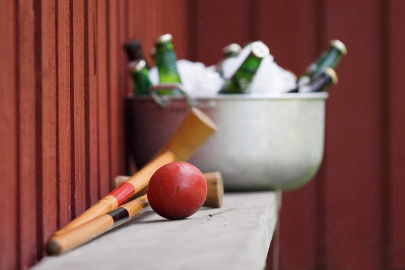 啤酒,无人,横图,室外,白天,正面,度假,烹饪,美景,城市风光,城市,厨具,金属制品,瑞典,欧洲,阴影,朦胧,模糊,光线,金属,锅子,影子,墙,景观,酒类,娱乐,锅,墙壁,墙面,玻璃制品,酒,饮料,一个,阳光,玻璃瓶,瓶子,享受,休闲,景色,放松,单个,锅具,斯堪的纳维亚,北欧,斯堪的纳维亚半岛,烹饪用具,瑞典王国,棒棰,棒槌,烹调用具,烹调,彩图