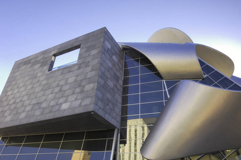 无人,横图,室外,白天,仰视,度假,美景,城市风光,城市,建筑,加拿大,阴影,光线,影子,景观,云,云朵,云彩,娱乐,蓝色,白云,蓝天,天空,阳光,天,享受,休闲,景色,放松,创意,精致,北美,优美,北美洲,美术馆,美洲,精美,修建,创新,北亚美利加洲,亚美利加洲,新意,修筑,精彩,精巧,彩图,低角度拍摄