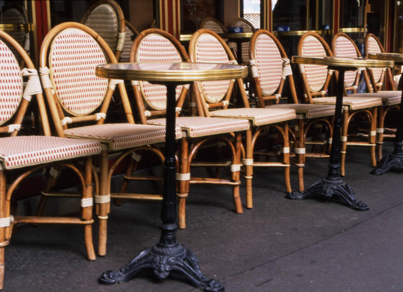 无人,横图,室内,白天,正面,奢侈,镜子,桌子,椅子,欧洲,许多,阴影,光线,影子,阳光,精致,镜像,优美,镜面,精美,精彩,精巧,彩图,咖啡馆,侈靡,豪侈,奢靡