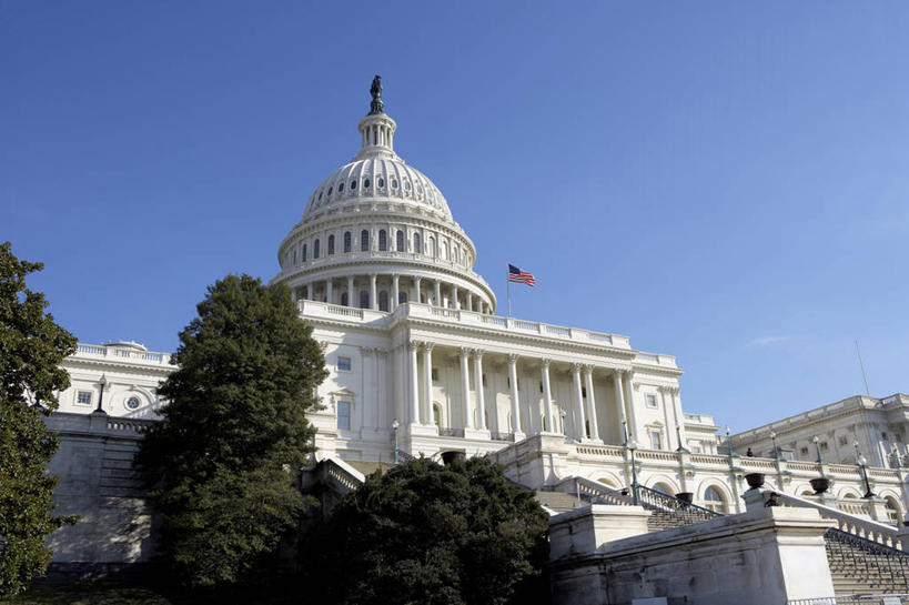 无人,横图,室外,白天,仰视,度假,美景,植物,城市风光,城市,旗帜,国旗,美国,一面,阴影,光线,影子,景观,云,云朵,尖顶,首都,云彩,娱乐,树,树木,蓝色,绿色,白色,白云,蓝天,天空,阳光,自然,天,享受,休闲,景色,放松,美国国旗,生长,成长,精致,北美,优美,白宫,北美洲,自然风光,美洲,精美,华盛顿特区,华盛顿哥伦比亚特区,华府,北亚美利加洲,亚美利加洲,精彩,精巧,旗,彩图,低角度拍摄