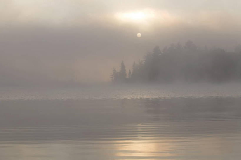 无人,公园,横图,室外,白天,正面,旅游,度假,湖,湖泊,美景,水,太阳,加拿大,阴影,平静,光线,影子,湖面,景观,水流,水面,娱乐,阳光,自然,湖水,享受,休闲,景色,安静,放松,宁静,北美,北美洲,静谧,自然风光,美洲,镇静,北亚美利加洲,亚美利加洲,冷静,沉静,恬静,安祥,僻静,清静,太平,安大略省,安省,阿岗昆省立公园,彩图