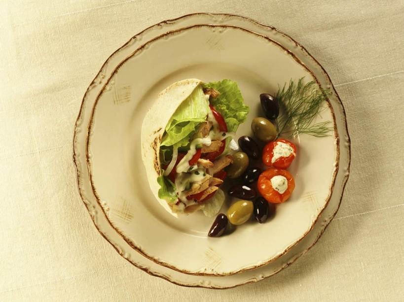 无人,横图,俯视,室内,特写,白天,桌面,桌子,蔬菜,餐具,叶子,朦胧,模糊,新鲜,碟子,盘,大理石,豆类,食品,绿叶,食物,盘子,碟,嫩叶,有机食品,绿色食品,鹰嘴豆,回鹘豆,桃豆,鸡豆,诺胡提,大理石制品,叶,叶片,彩图,高角度拍摄