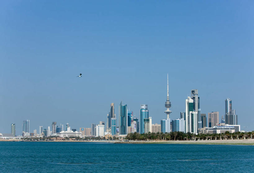 无人,高楼大厦,横图,室外,白天,正面,度假,海浪,海洋,美景,沙滩,植物,城市风光,标志建筑,城市,大厦,地标,建筑,摩天大楼,科威特,亚洲,阴影,波纹,繁华,光线,沙子,影子,海岸,景观,浪花,沙地,首都,娱乐,建设,树,树木,蓝色,绿色,蓝天,水纹,天空,阳光,自然,海水,波浪,天,享受,休闲,景色,放松,生长,晴朗,成长,西亚,海景,万里无云,繁荣,发达,科威特国,科威特城,科威特水塔,大海,风浪,海,海水的波动,海滩,近岸浪,涌浪,晴空,晴空万里,彩图,大楼,高层建筑,高楼,摩天楼