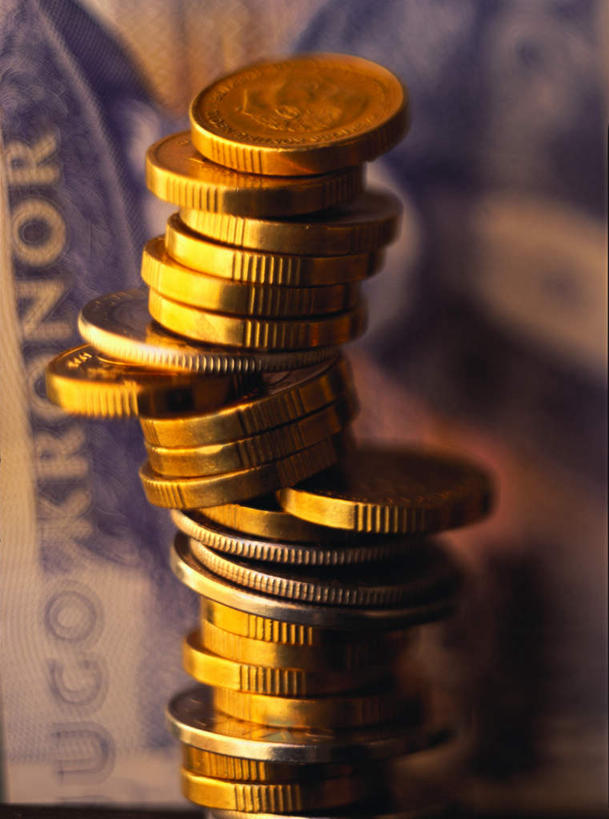 无人,竖图,俯视,室外,特写,白天,钱,金属制品,一堆,阴影,堆叠,堆积,丰富,光线,金属,材料,钱币,影子,丰盛,阳光,财富,金融,经济,堆,流通,贸易,丰硕,财产,丰厚,富厚,厚实,质料,货币,现金,硬币,彩图,高角度拍摄