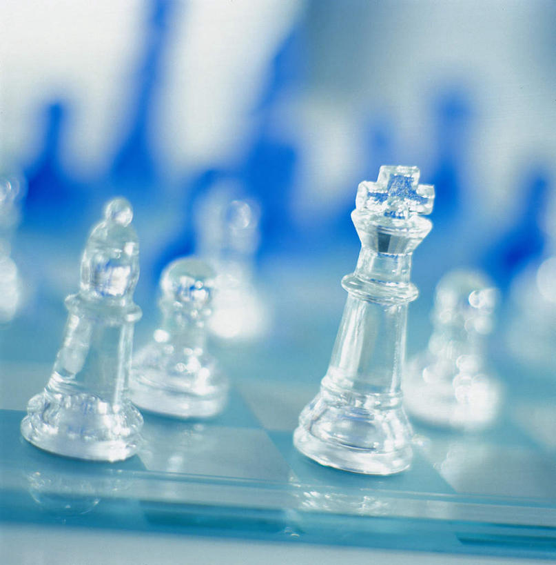 无人,竖图,俯视,室内,白天,游戏,快乐,比赛,竞争,玻璃,阴影,形状,透明,光线,影子,灯光,玩,娱乐,玻璃制品,象棋,休闲,棋盘,国际象棋,益智,活动,发泄,消遣,智力,挑衅,挑战,宣泄,形态,外形,通明,搬弄,寻衅,玩耍,嬉戏,彩图,高角度拍摄