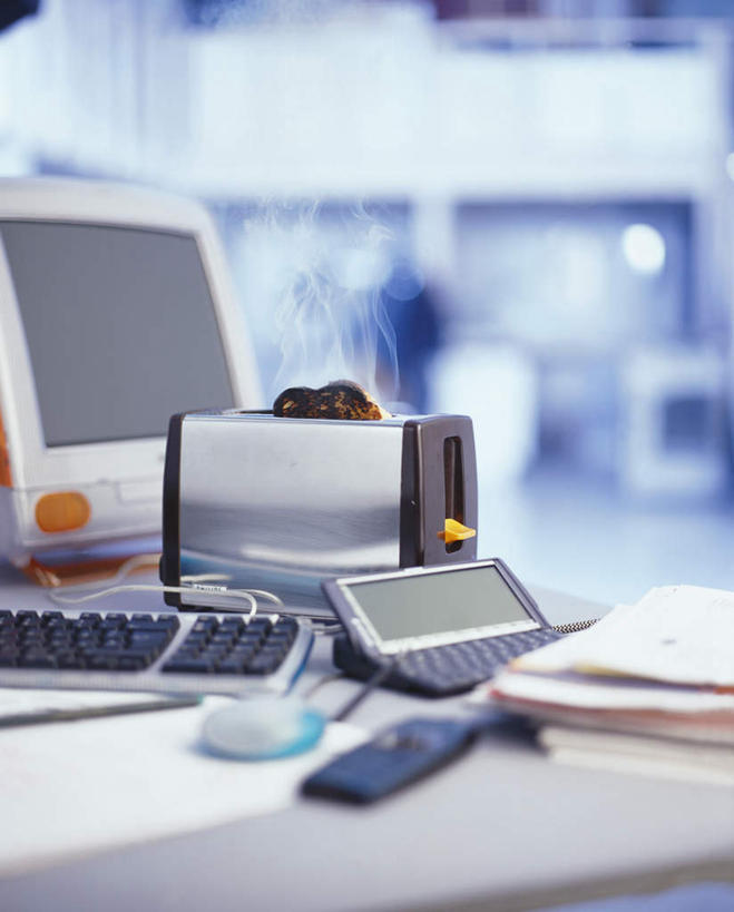 无人,打电话,竖图,室内,白天,正面,计算器,电脑,笔记本电脑,鼠标,键盘,桌子,电话,手机,阴影,朦胧,模糊,光线,计算,科学,网络,影子,办公桌,灯光,办公用品,记事本,输入设备,通讯设备,面包机,本子,笔记本,理财,财务,无线,数学,通信设备,无线网络,无线上网,便携式电脑,交流,手提电脑,沟通,通话,彩图