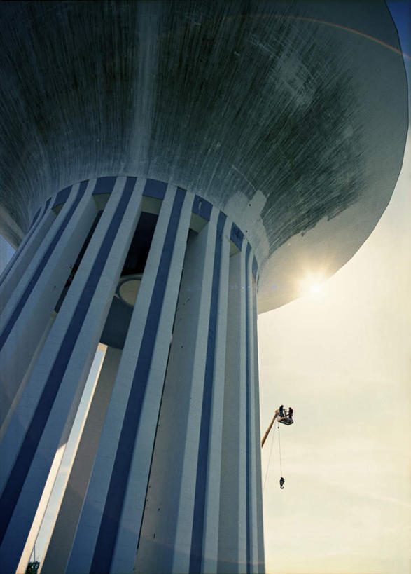 无人,竖图,室外,白天,仰视,旅游,度假,日落,标志建筑,地标,建筑,瑞典,欧洲,阴影,光线,影子,晚霞,霞光,落日,娱乐,建设,阳光,黄昏,享受,休闲,旅游胜地,彩霞,放松,斯堪的纳维亚,北欧,斯堪的纳维亚半岛,瑞典王国,夕照,乌普萨拉省,夕阳,彩图,低角度拍摄,斜阳