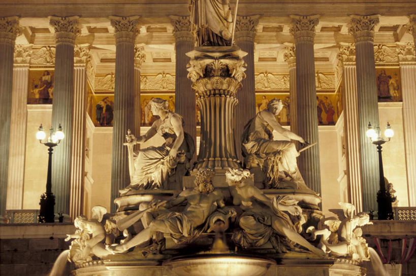 无人,横图,室外,夜晚,正面,度假,美景,城市风光,城市,建筑,雕塑,奥地利,阴影,艺术,装饰,光线,雕刻,雕像,影子,景观,灯光,娱乐,工艺品,享受,休闲,景色,放松,纪念,精致,美术,优美,主题,精美,修建,陈列,中欧,功能,美学,奥地利共和国,修筑,精彩,精巧,男性,彩图